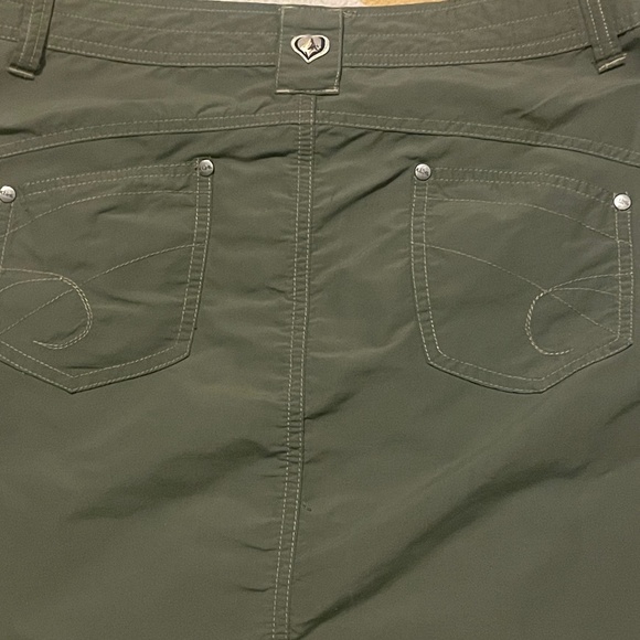 Kuhl Olive Green Kurve Free Range Hiking Skirt SZ 8 - Picture 4 of 5